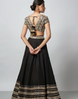 Maanyata Lehenga Set