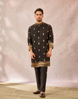 Black Haaath Phool Kurta