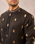 Black Haaath Phool Kurta