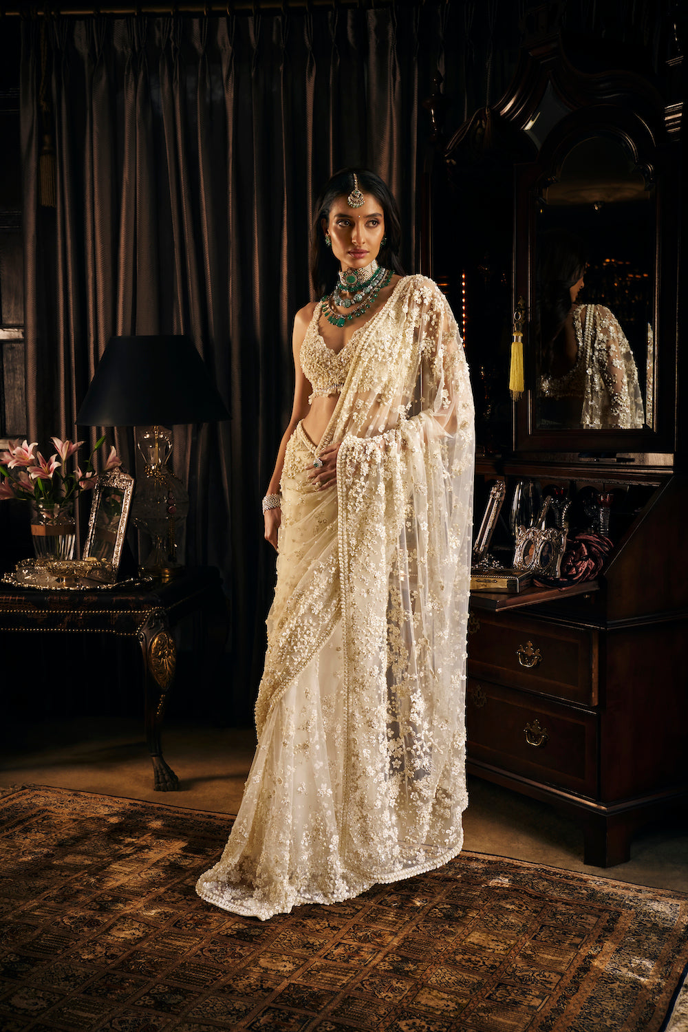 Ivory Three-dimensional saree 3